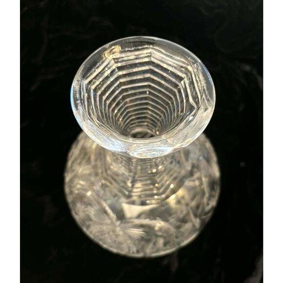 Vintage Hand Cut Lead Crystal Vase Deep Cut Floral Star Pattern Ribbed Neck EUC! - Picture 3 of 4